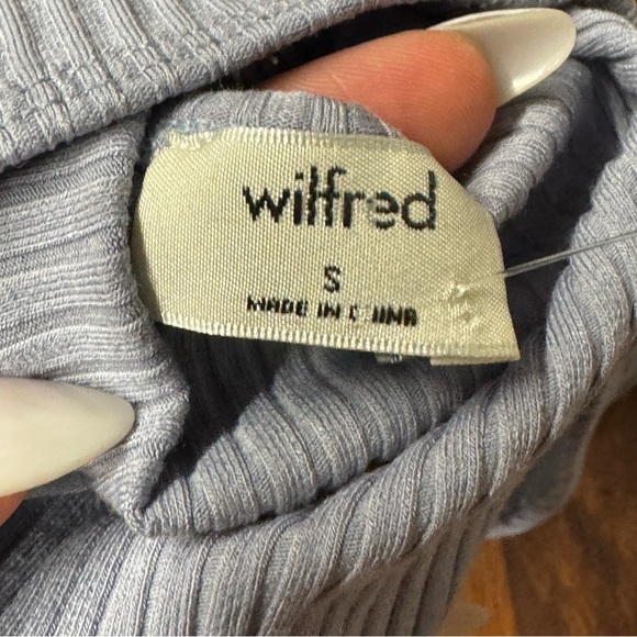 Wilfred Ribbed Knit Bodysuit – Light Grey/ Lilac (Size S) 🤍✨ - Picture 4 of 6